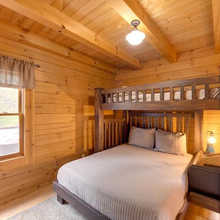 Creekside Bryson City Cabin With Private Hot Tub Zewnętrze zdjęcie
