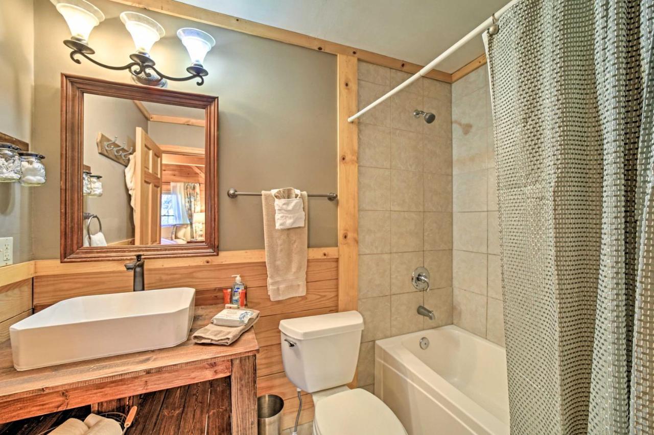 Creekside Bryson City Cabin With Private Hot Tub Zewnętrze zdjęcie